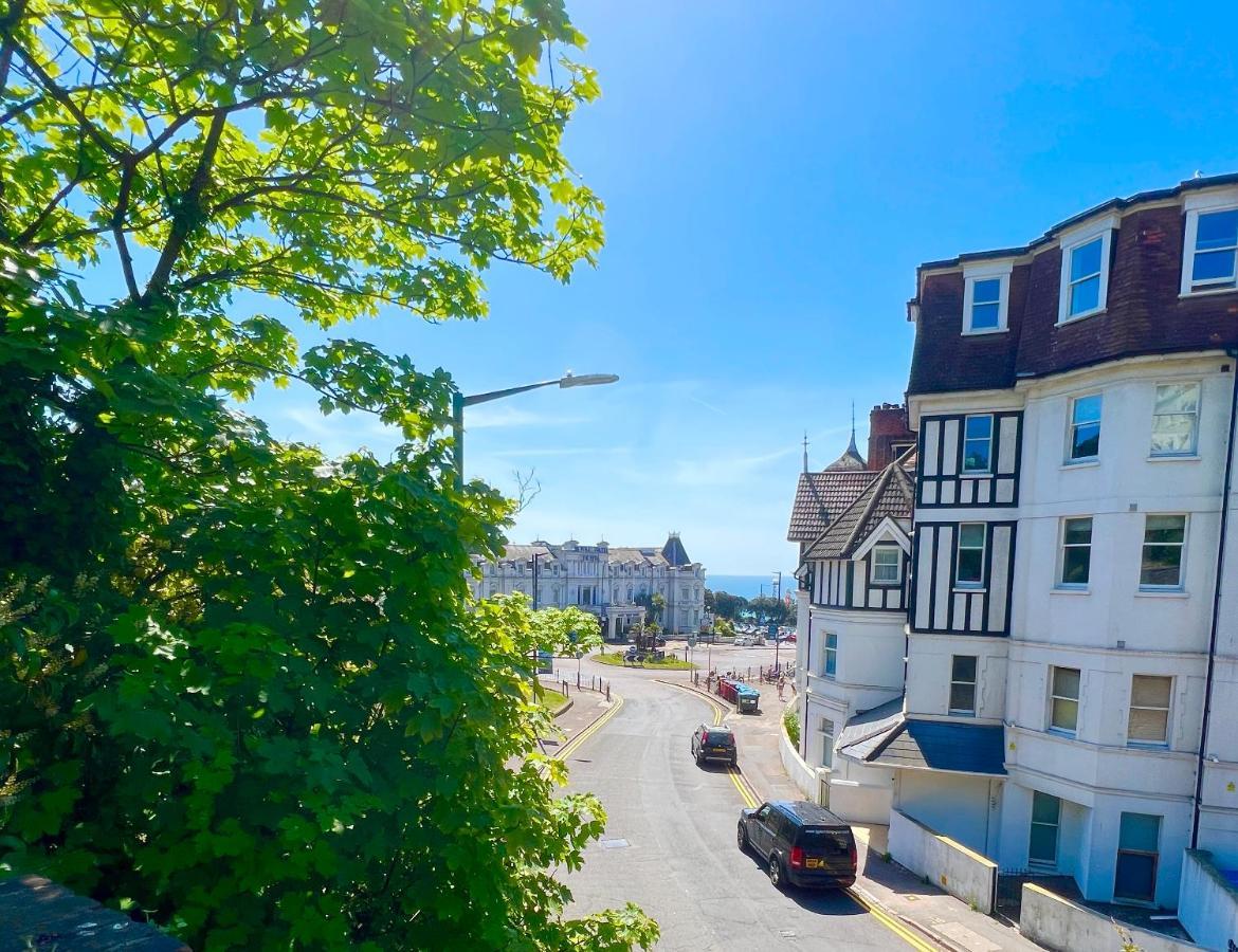 Lovely Apartment, One Minute From Bournemouth Beach And Town. Екстер'єр фото