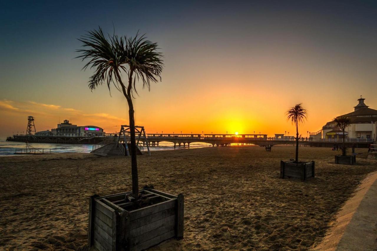 Lovely Apartment, One Minute From Bournemouth Beach And Town. Екстер'єр фото